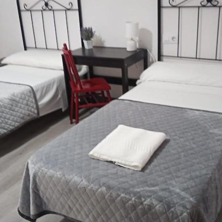 Hostal San Cristobal - Pontedeume Esterno foto