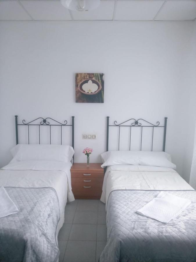 Hostal San Cristobal - Pontedeume Esterno foto