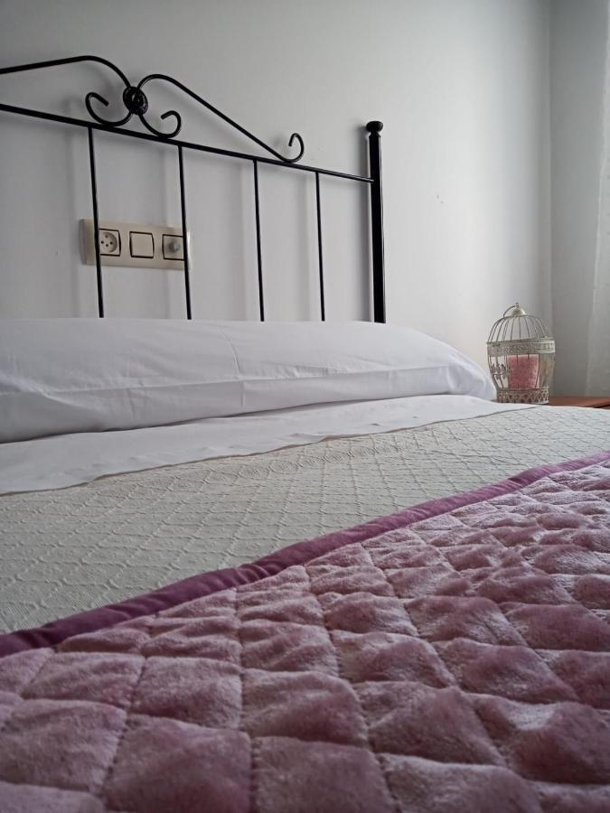 Hostal San Cristobal - Pontedeume Esterno foto
