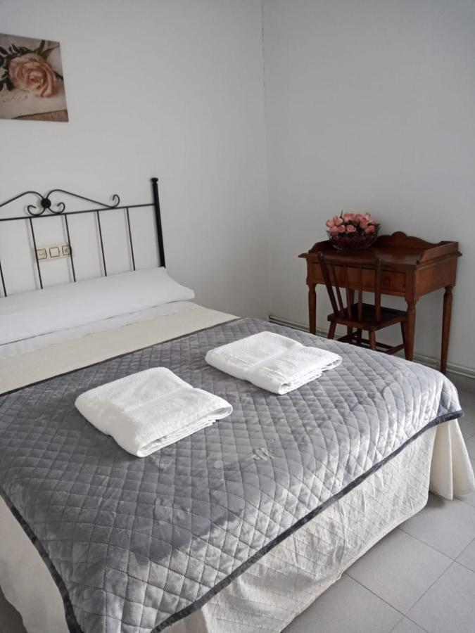 Hostal San Cristobal - Pontedeume Esterno foto