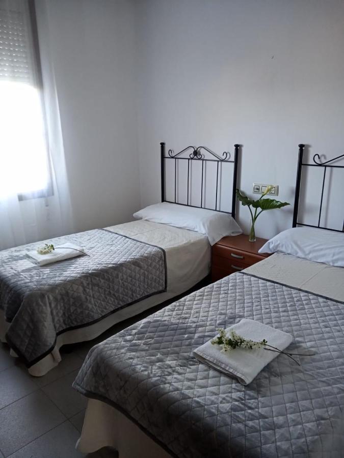 Hostal San Cristobal - Pontedeume Esterno foto