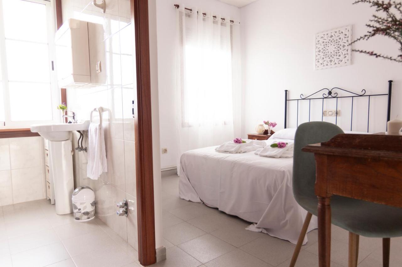 Hostal San Cristobal - Pontedeume Esterno foto